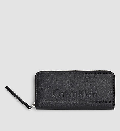 Módní značky - Dámská peněženka Calvin Klein K60K601166001